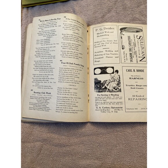 Everybody Sing Antique Hymn Book And Advertisements Valley City, ND 1923 - Picture 11 of 13